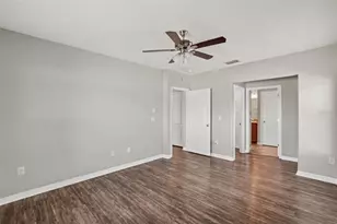 1817 Harbour Blue St, Ruskin, FL 33570 - Photo 6