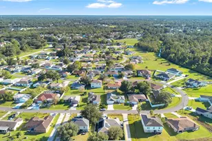 647 Heraldo Ct, Kissimmee, FL 34758 - Photo 32