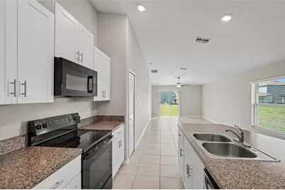 7109 King Creek Drive, Sun City Center, FL 33573 - Photo 6