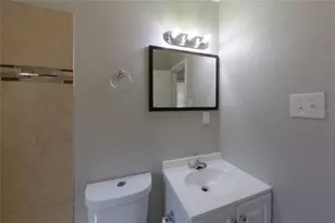 [Address not provided], Saint Petersburg, FL 33713 - Photo 14
