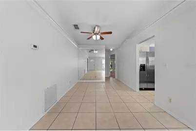 1094 Martin Boulevard, Orlando, FL 32825 - Photo 16