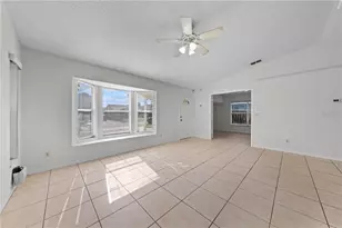 1094 Martin Blvd, Orlando, FL 32825 - Photo 10
