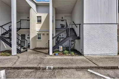 3811 N Oak Drive #E51, Tampa, FL 33611 - Photo 2