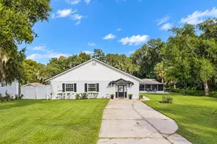 2314 N Griffin Dr, Leesburg, FL 34748 - Photo 2