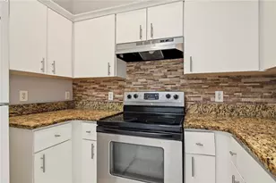6013 Scotchwood Glen, Orlando, FL 32822 - Photo 8