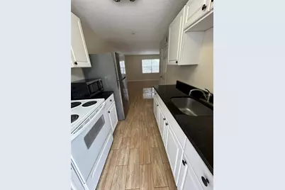 1710 S Washington Avenue #10, Titusville, FL 32780 - Photo 6