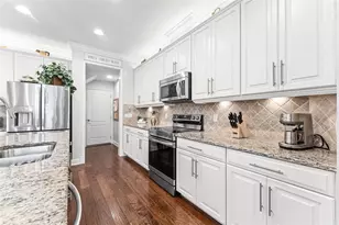2932 Whistlewood Dr, Orlando, FL 32810 - Photo 18
