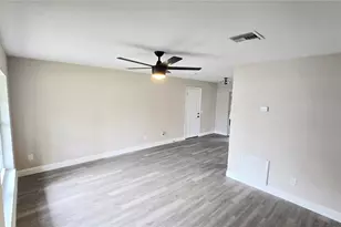 605 Jameson Dr, Orange City, FL 32763 - Photo 6