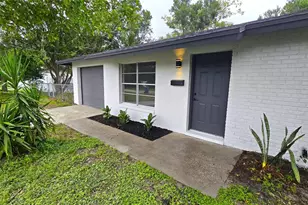 605 Jameson Dr, Orange City, FL 32763 - Photo 2
