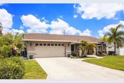 8012 56th Court E, Palmetto, FL 34221 - Photo 2