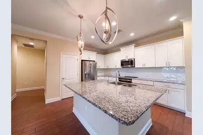 1121 Thornbury Drive, Parrish, FL 34219 - Photo 6