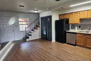 751 Rebecca St, Lakeland, FL 33805 - Photo 4