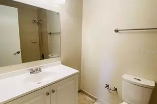 4704 Walden Cir, Orlando, FL 32811 - Photo 8