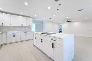 4219 Helena St NE, Saint Petersburg, FL 33703 - Photo 8