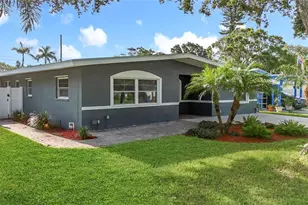 4219 Helena St NE, Saint Petersburg, FL 33703 - Photo 2