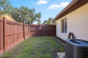 167 Clear Lake Cir, Sanford, FL 32773 - Photo 18