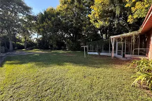 112 S Florida St, Bushnell, FL 33513 - Photo 2