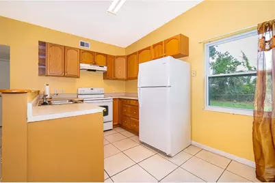 168 Country Club Circle, Sanford, FL 32771 - Photo 8