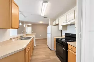 5848 Lake Pointe Village Cir, Orlando, FL 32822 - Photo 6