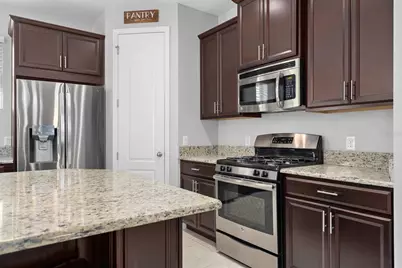 593 Kistler Circle, Clermont, FL 34715 - Photo 10