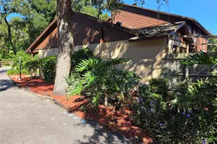 1011 Love Ln, Apopka, FL 32703 - Photo 2