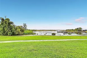 430 Harbourview Dr, Haines City, FL 33844 - Photo 2
