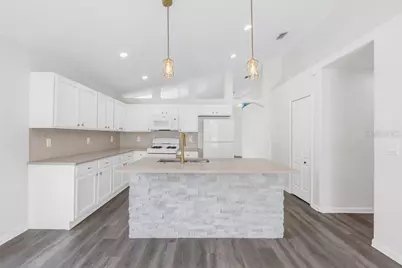15746 Autumn Glen Avenue, Clermont, FL 34714 - Photo 4