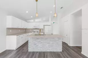 15746 Autumn Glen Ave, Clermont, FL 34714 - Photo 4