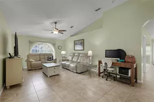 2031 Berrien Dr, Deltona, FL 32738 - Photo 12
