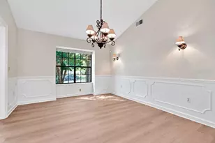 8021 Landgrove Ct, Orlando, FL 32819 - Photo 10