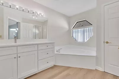 8021 Landgrove Court, Orlando, FL 32819 - Photo 18