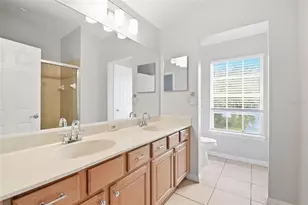 27921 Pleasure Ride Loop, Wesley Chapel, FL 33544 - Photo 32