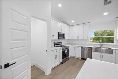 221 W Brimson Place, Citrus Springs, FL 34434 - Photo 16