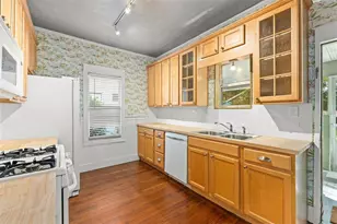 910 Shady Ln Dr, Orlando, FL 32804 - Photo 18