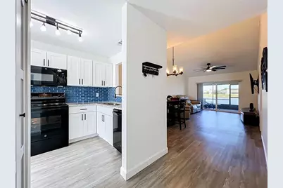 72 Pine Island Circle, Kissimmee, FL 34743 - Photo 4