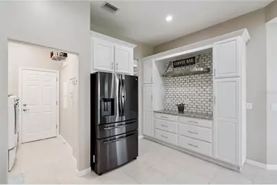 8712 Bridgeport Bay Circle, Mount Dora, FL 32757 - Photo 18