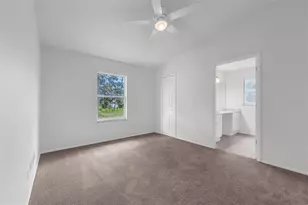 2678 N Juliet Dr, Deltona, FL 32738 - Photo 8