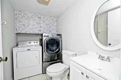 5373 Bamboo Court #402, Orlando, FL 32811 - Photo 10