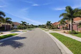 125 Colebrook Ct, Venice, FL 34292 - Photo 4