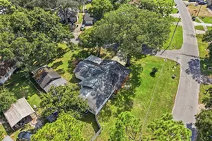 9401 N Rome Cir, Tampa, FL 33612 - Photo 26