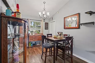 1050 Parnell Ct, Deltona, FL 32738 - Photo 4