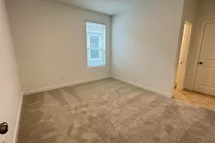 2716 Mercy Cir, Clermont, FL 34714 - Photo 8