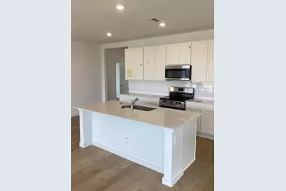 2716 Mercy Cir, Clermont, FL 34714 - Photo 4