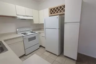 2544 Robert Trent Jones Dr, Orlando, FL 32835 - Photo 4