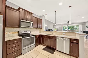 10867 Corsican St, Orlando, FL 32824 - Photo 2