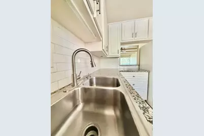 623 N Bay Street, Eustis, FL 32726 - Photo 14