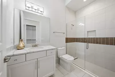 1051 Jack Nicklaus Court, Kissimmee, FL 34747 - Photo 8