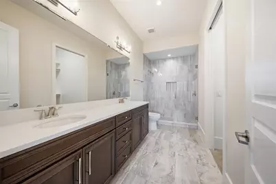 1051 Jack Nicklaus Court, Kissimmee, FL 34747 - Photo 32