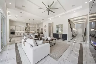 1051 Jack Nicklaus Court, Kissimmee, FL 34747 - Photo 16