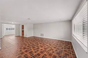 9035 St Regis Ln, Port Richey, FL 34668 - Photo 6